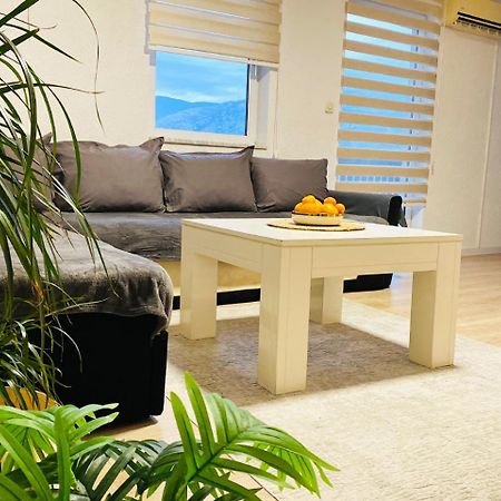 Farah Apartment Mostar Esterno foto