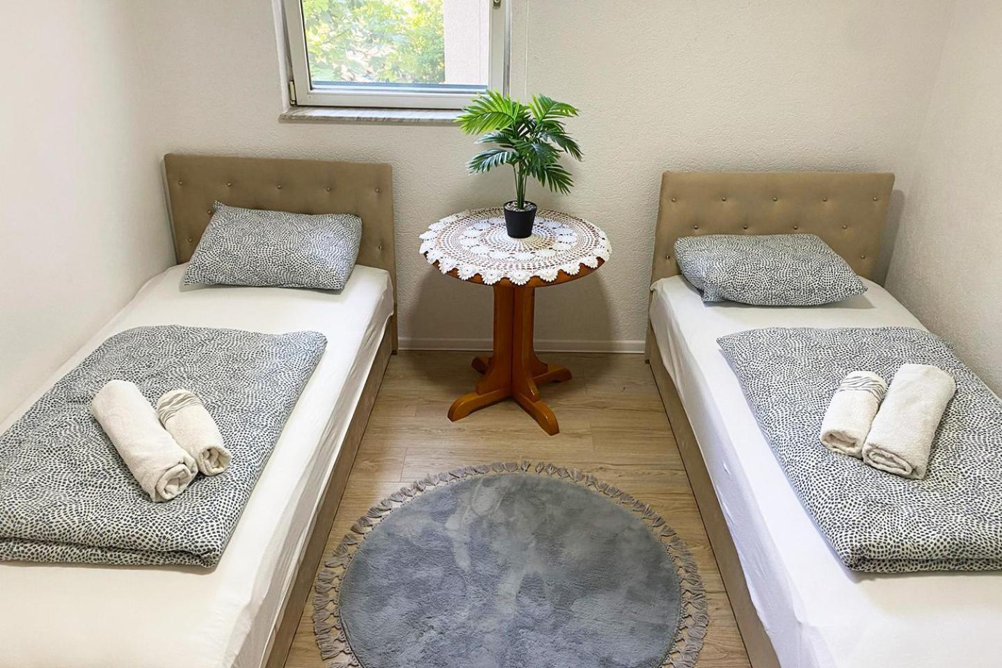Farah Apartment Mostar Esterno foto